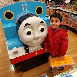 Meet your Posher, Nava juarez